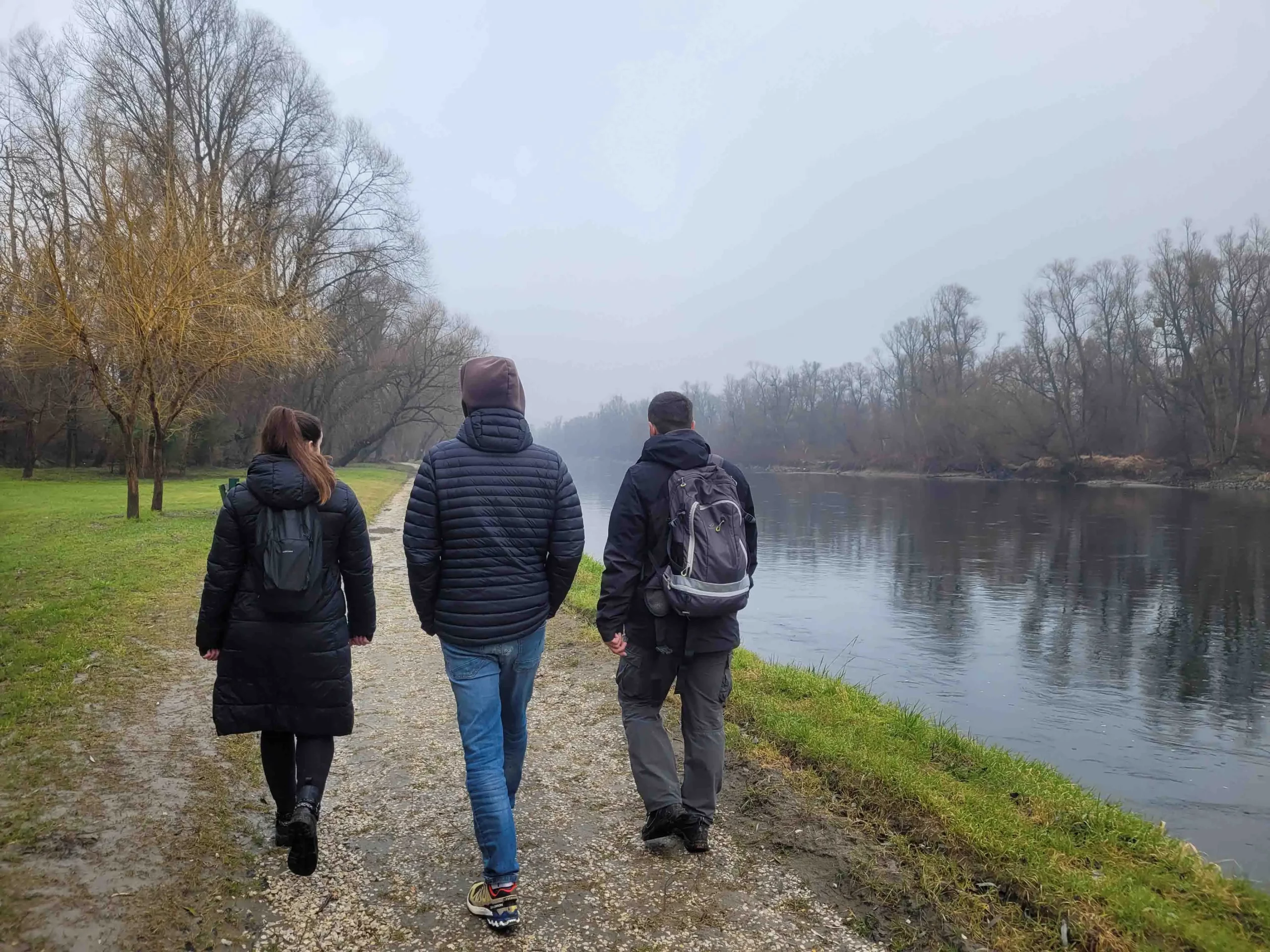 hodnja uz muru (1) hodnja uz muru (1)