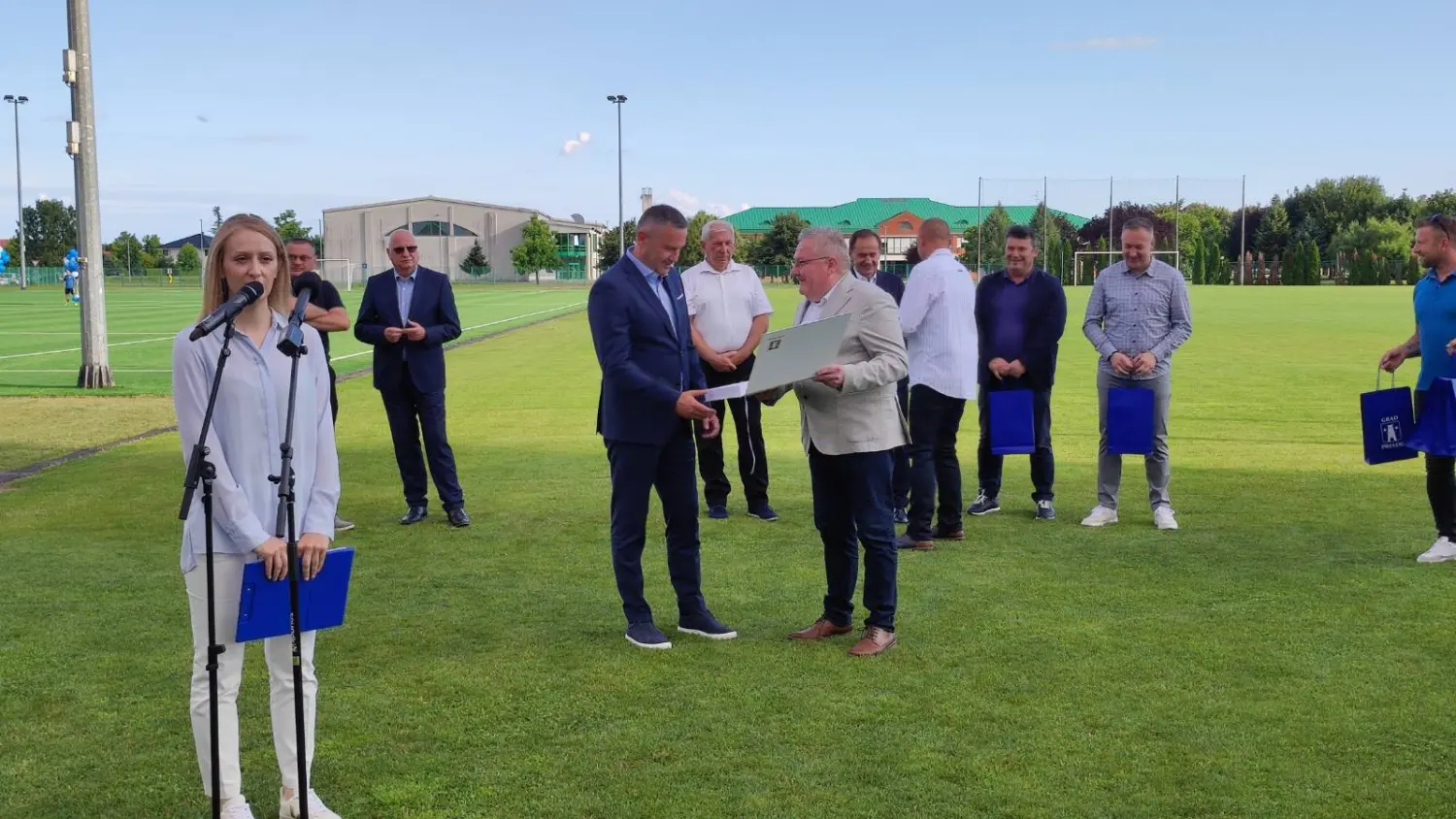 igralište s umjetnom travom,park mladosti,prelog (18)