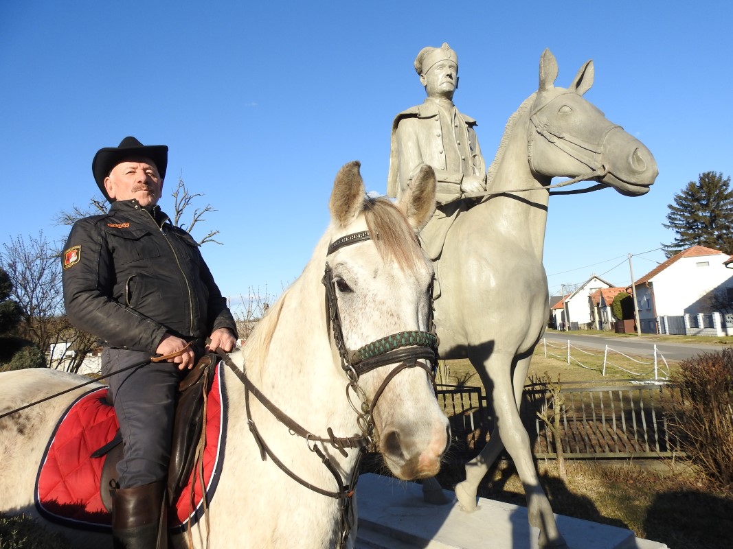 ivbrendi1b_58777f21975a7