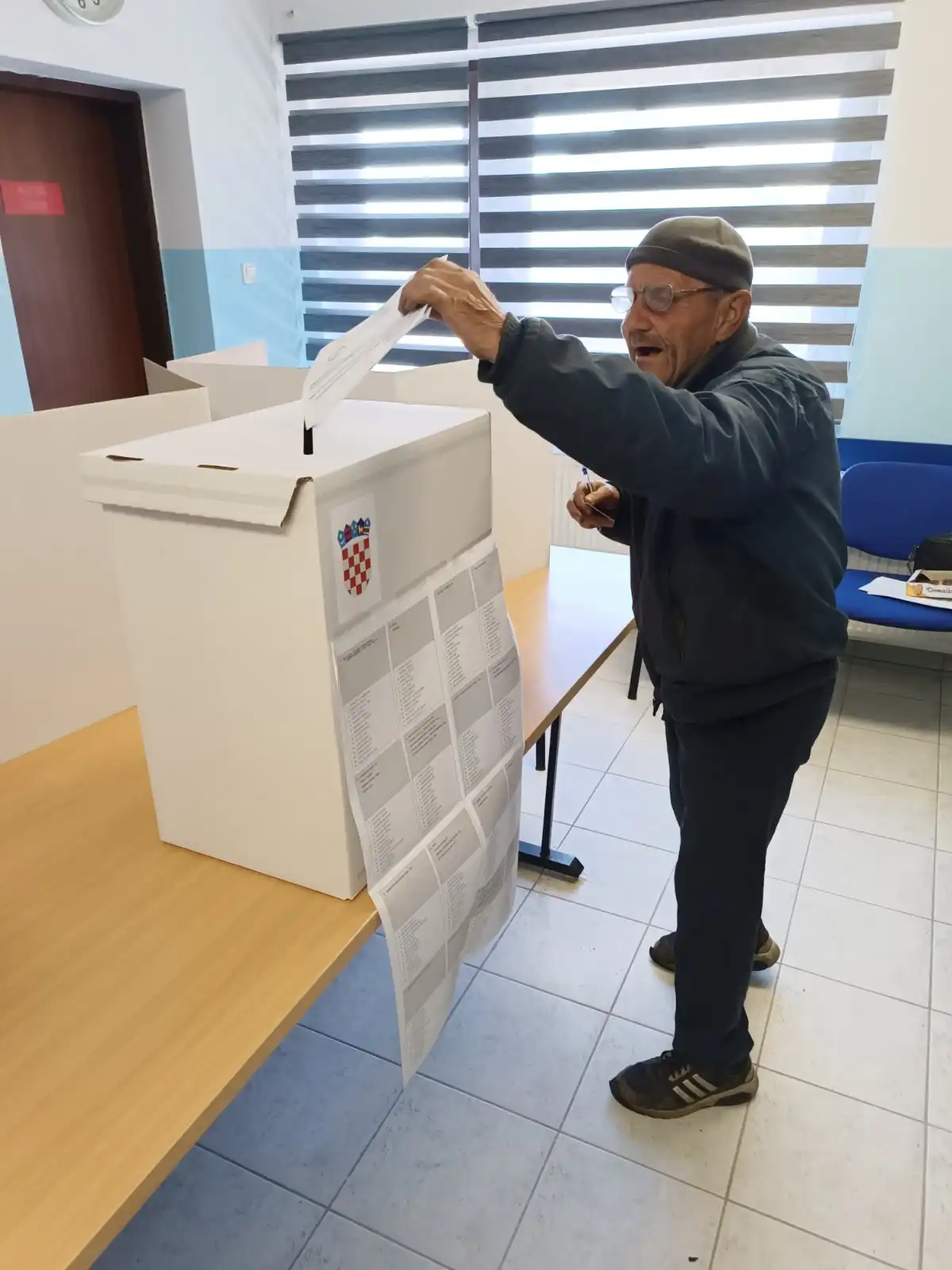 izbori, Zasadbreg, glasanje (7)