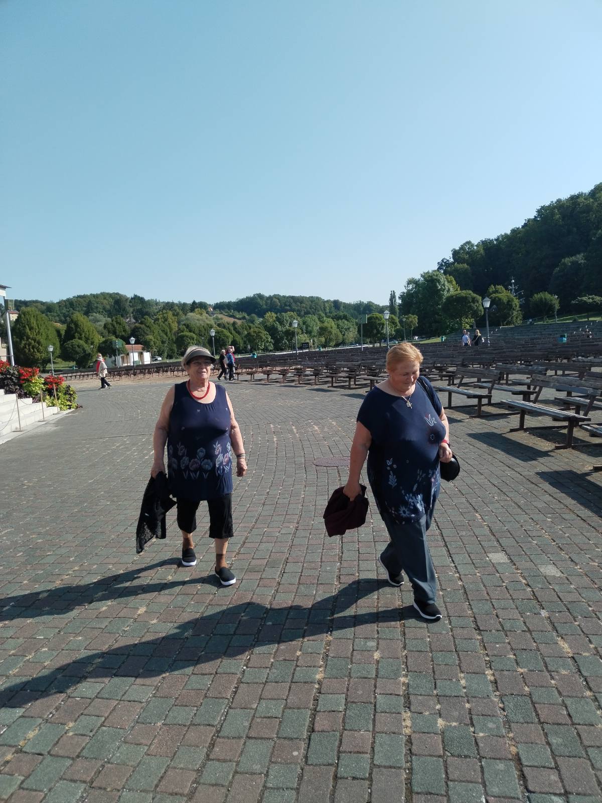 izlet udruga umirovljenika Ivanovec (1) izlet udruga umirovljenika Ivanovec (1)