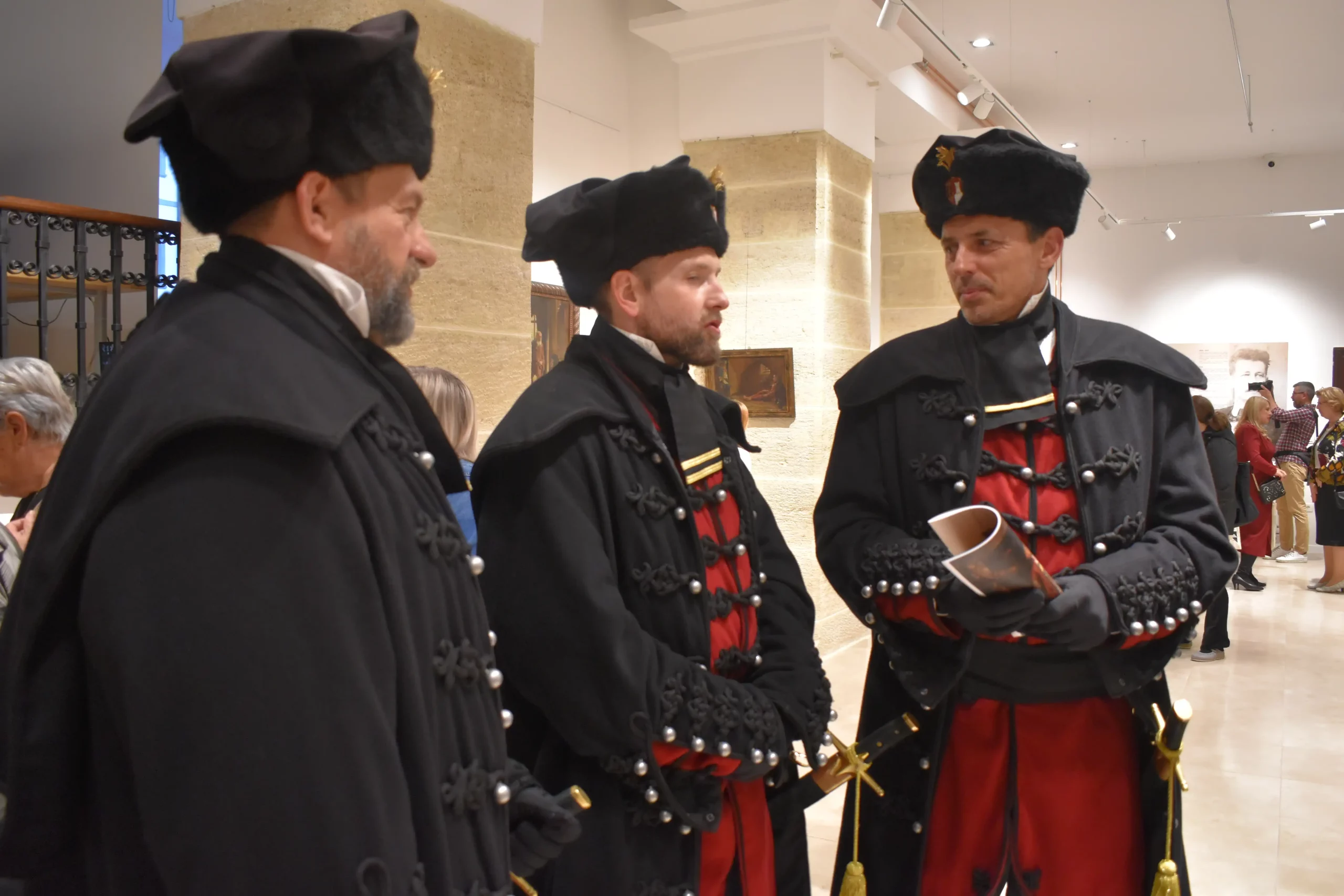 izložba Oton Iveković Slikar Zrinskih (24) izložba Oton Iveković Slikar Zrinskih (24)