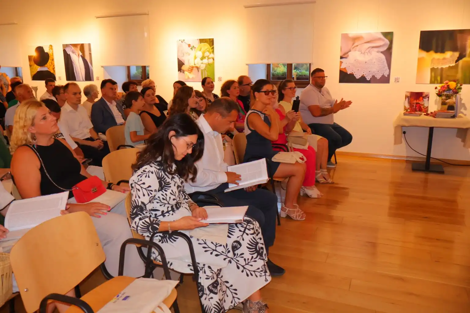 izložba Put međimurske nošnje – Čakovec 2024 (12) izložba Put međimurske nošnje – Čakovec 2024 (12)