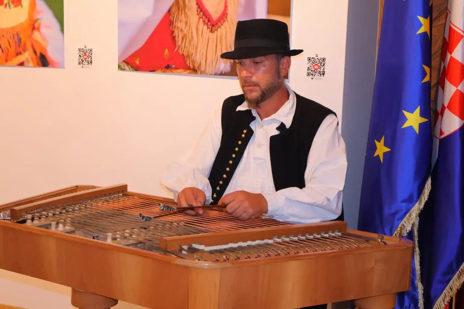 izložba Put međimurske nošnje – Čakovec 2024 (14) izložba Put međimurske nošnje – Čakovec 2024 (14)