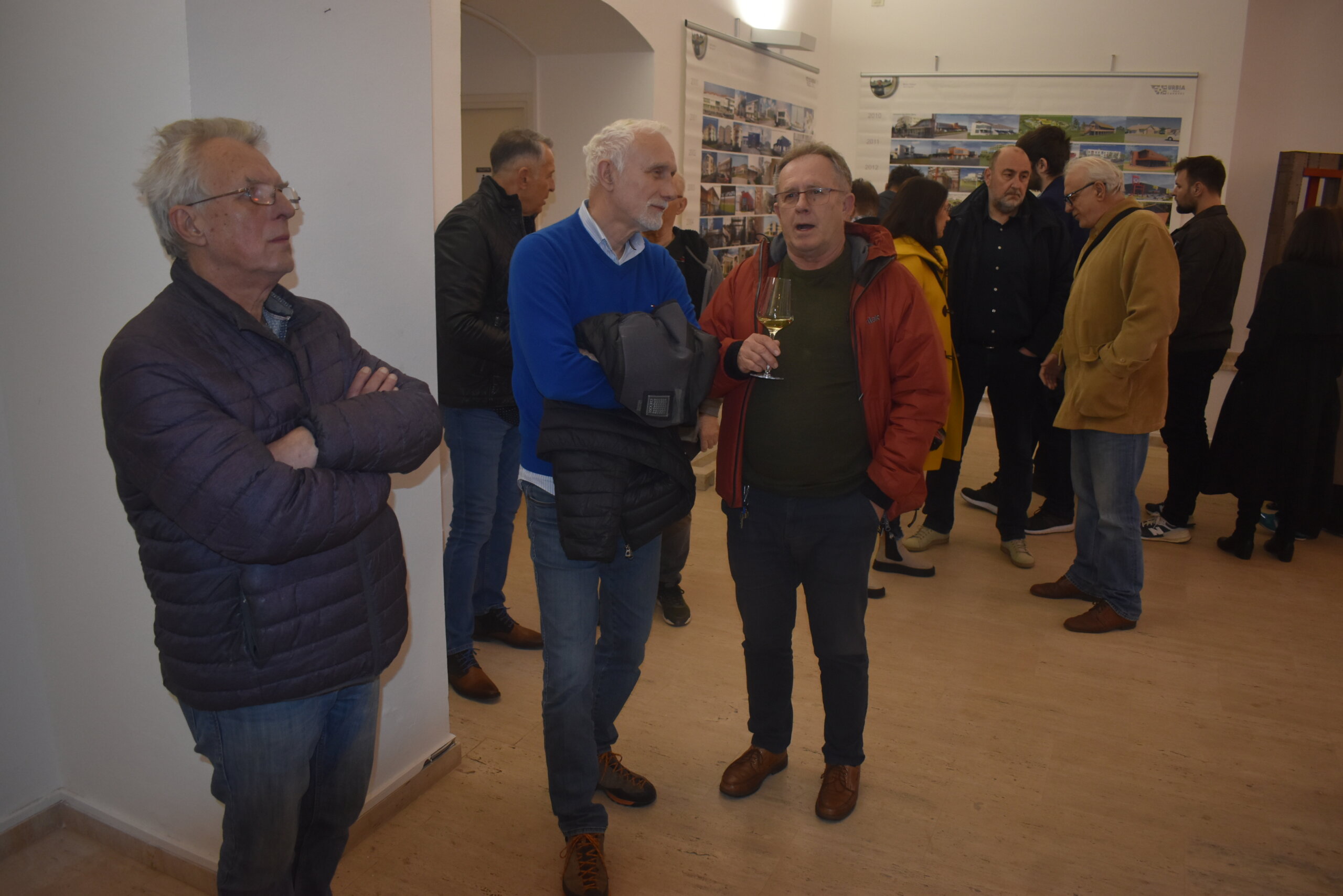 izložba bojan perhoč (10) izložba bojan perhoč (10)