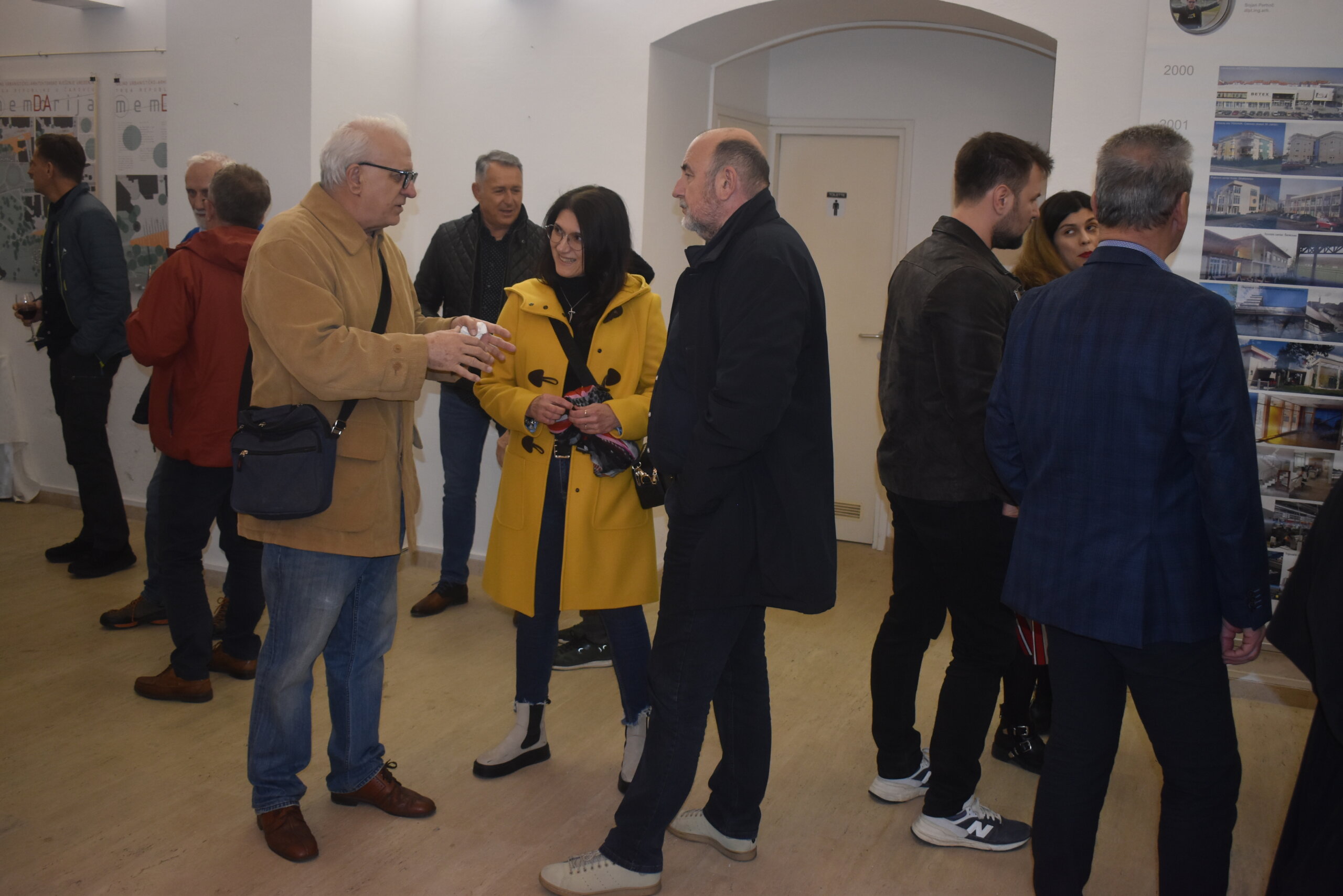 izložba bojan perhoč (13) izložba bojan perhoč (13)