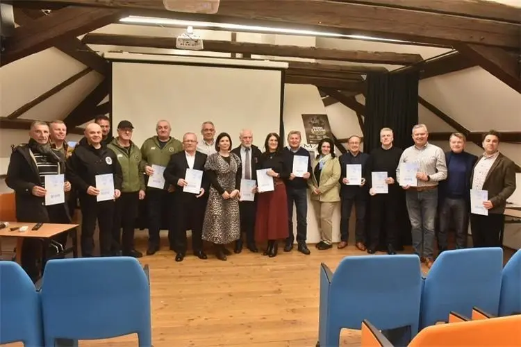 izložba budi zakon, budi policajac (6) izložba budi zakon, budi policajac (6)