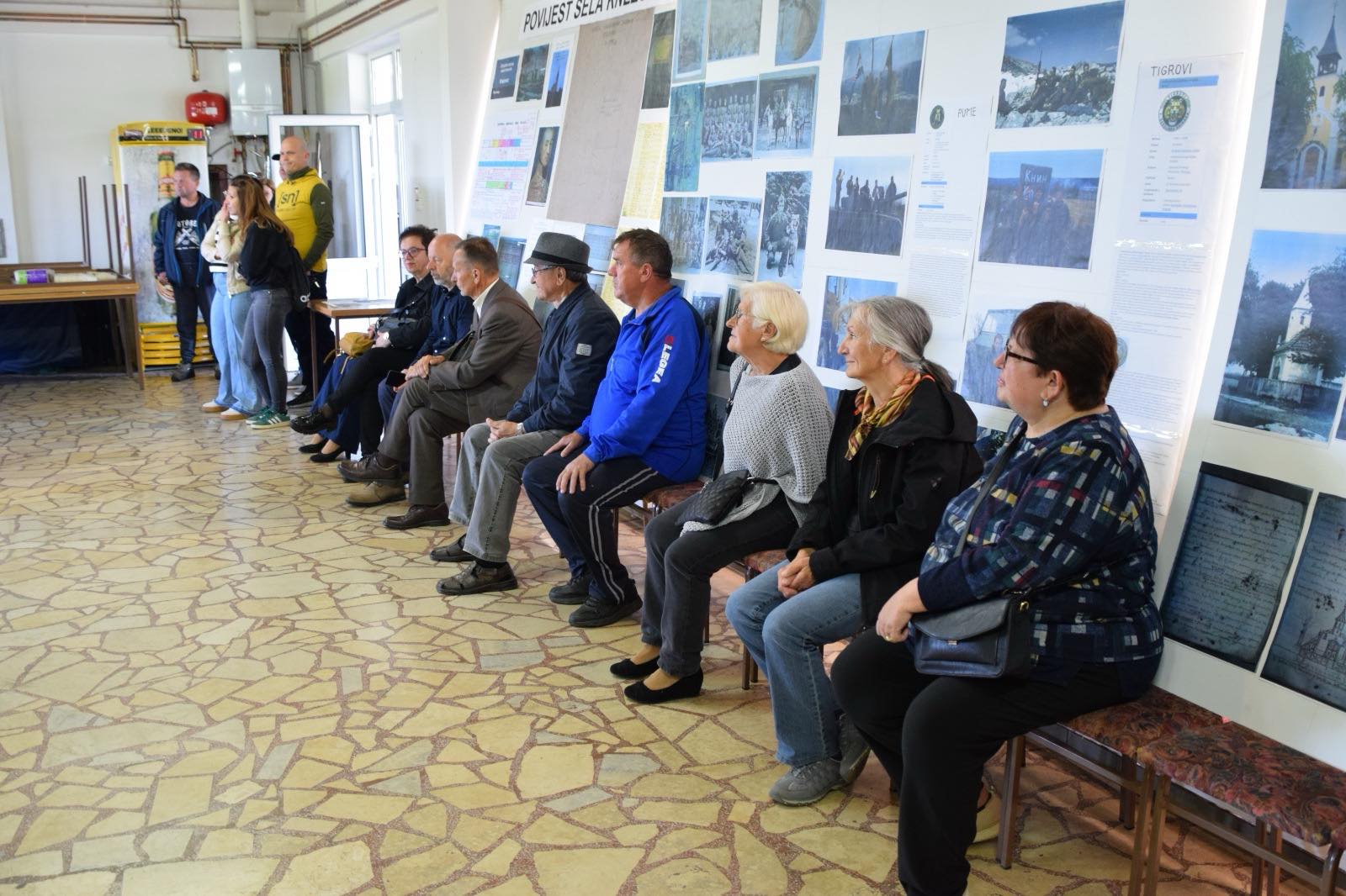 izložba knezovec 2025 (5) izložba knezovec 2025 (5)