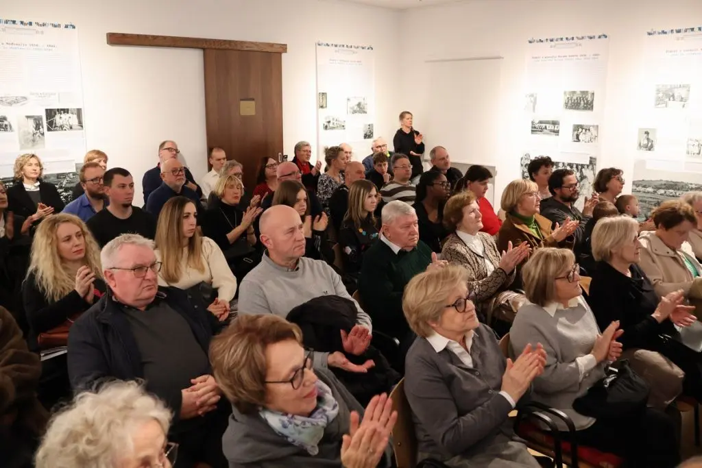 izložba o dvama transportima,riznica međimurja,holokaust (15)