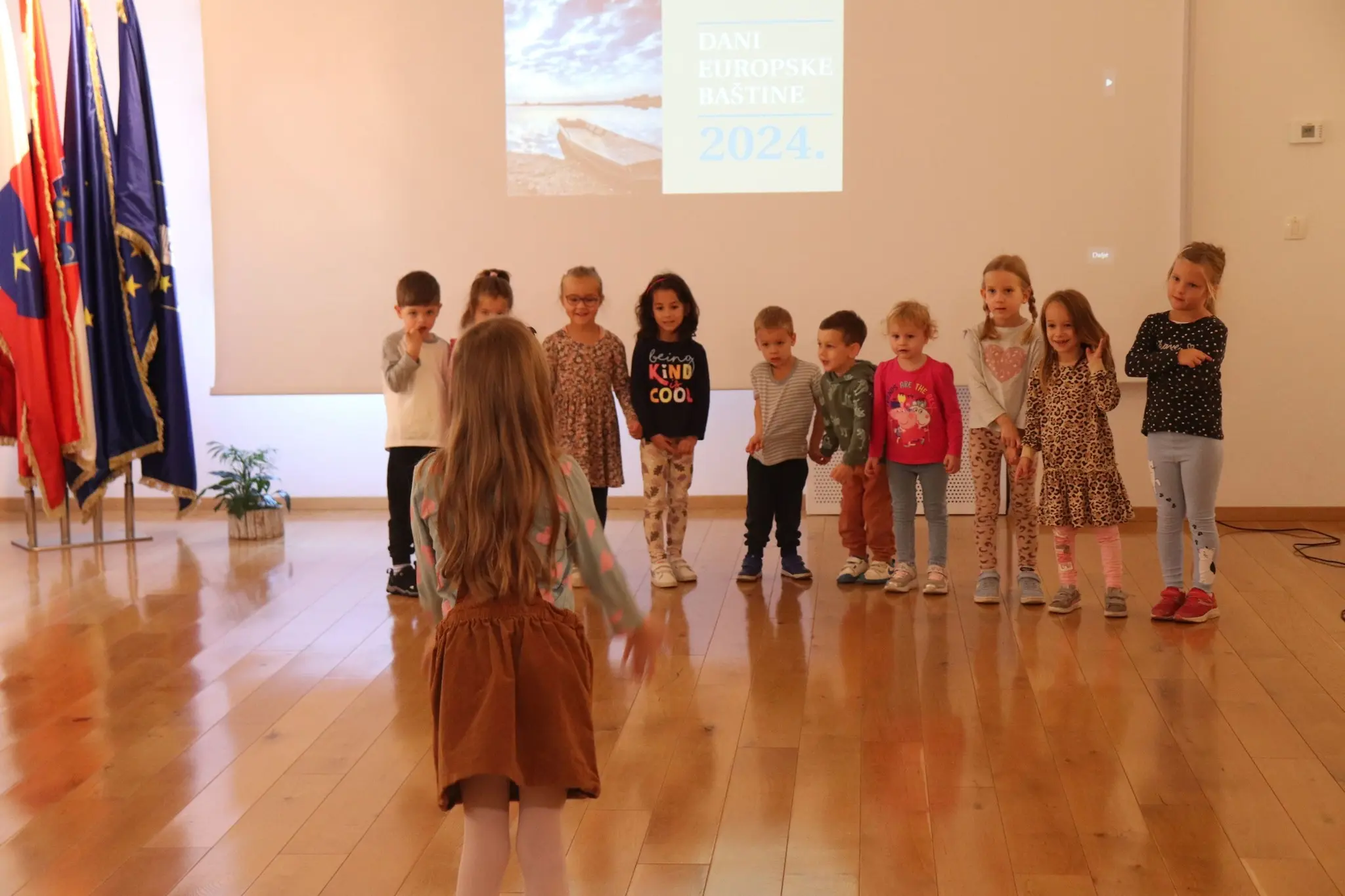 izložba radova, muzej, (10) izložba radova, muzej, (10)