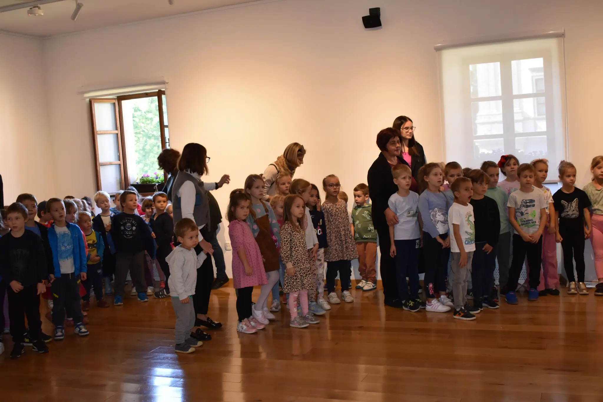 izložba radova, muzej, (4) izložba radova, muzej, (4)