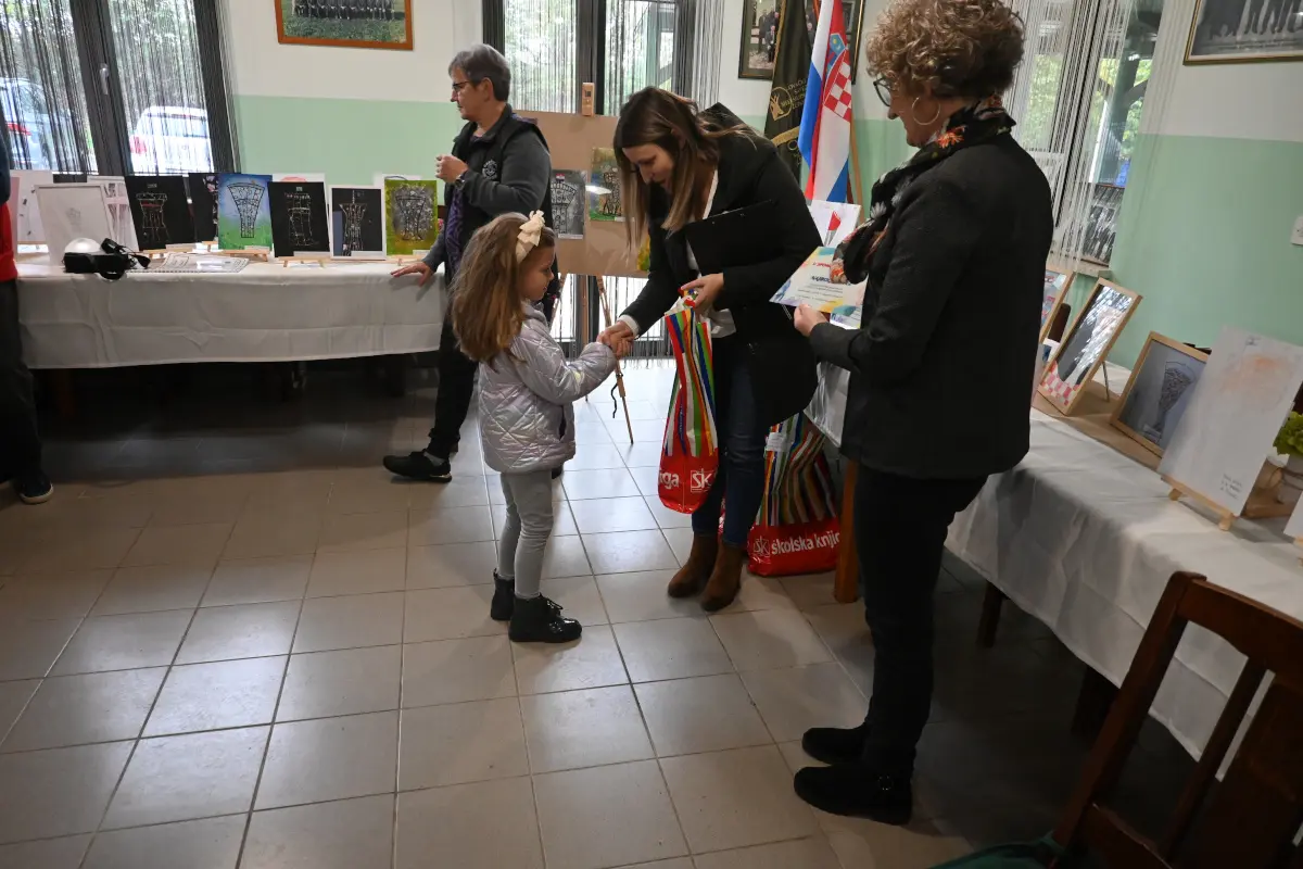 izložba vukovarski vodotarnj (1) izložba vukovarski vodotarnj (1)