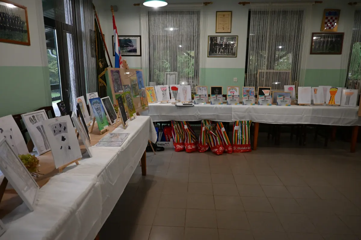 izložba vukovarski vodotarnj (13) izložba vukovarski vodotarnj (13)