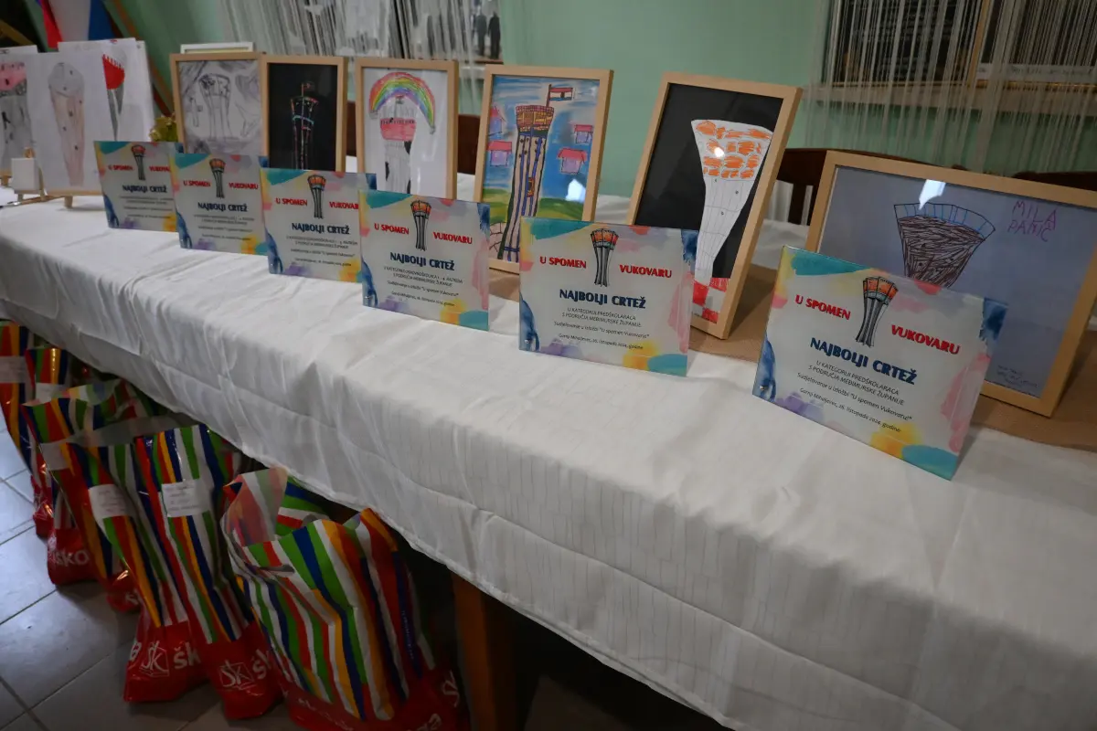 izložba vukovarski vodotarnj (22) izložba vukovarski vodotarnj (22)