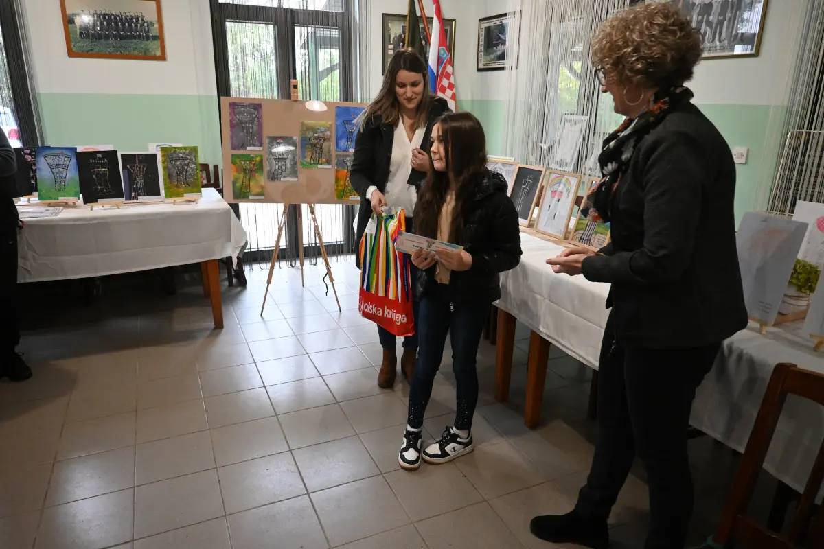 izložba vukovarski vodotarnj (3) izložba vukovarski vodotarnj (3)