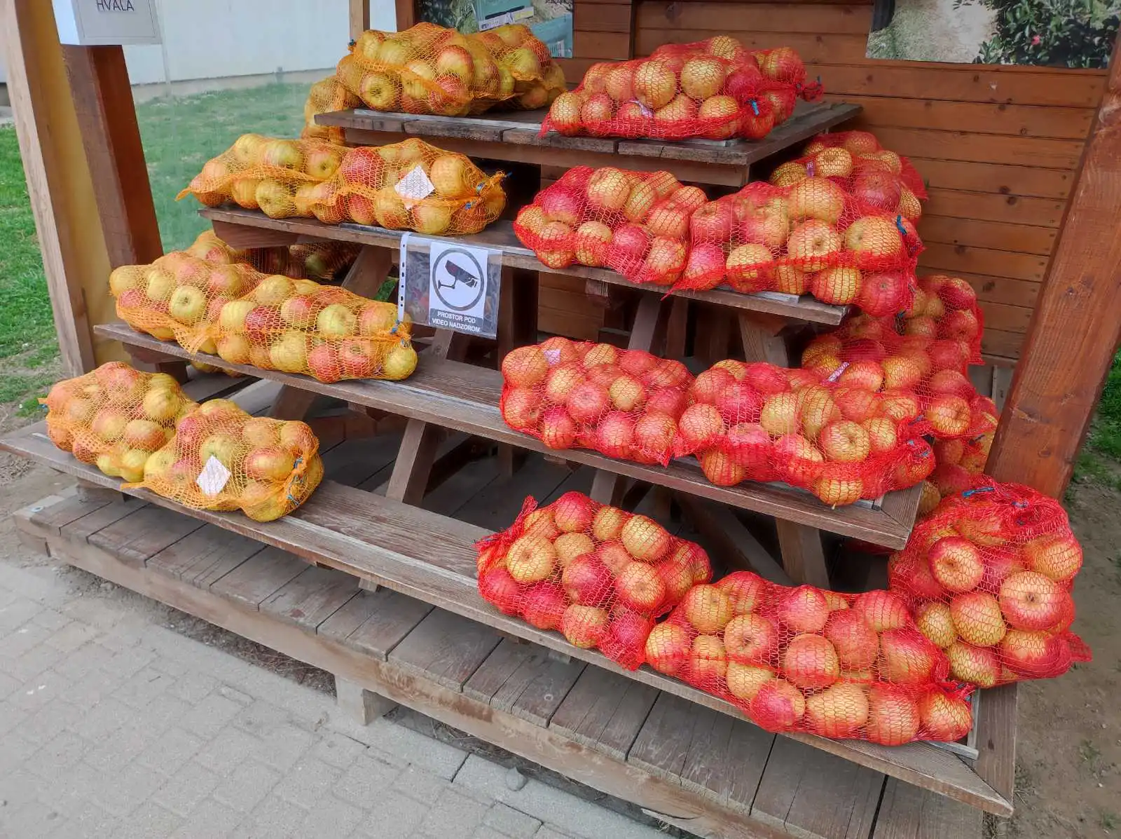 jabuke,uljomat,medomat,prelog (9)