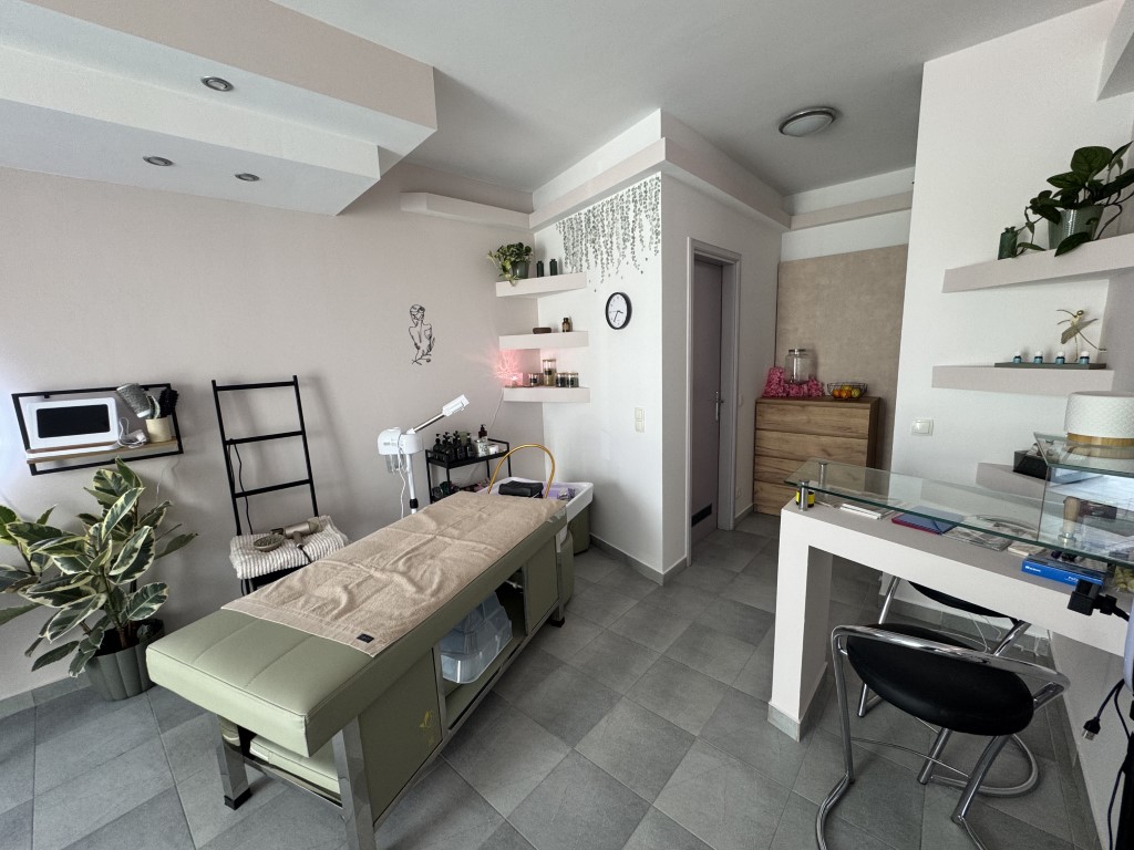 japanese head spa (10) japanese head spa (10)