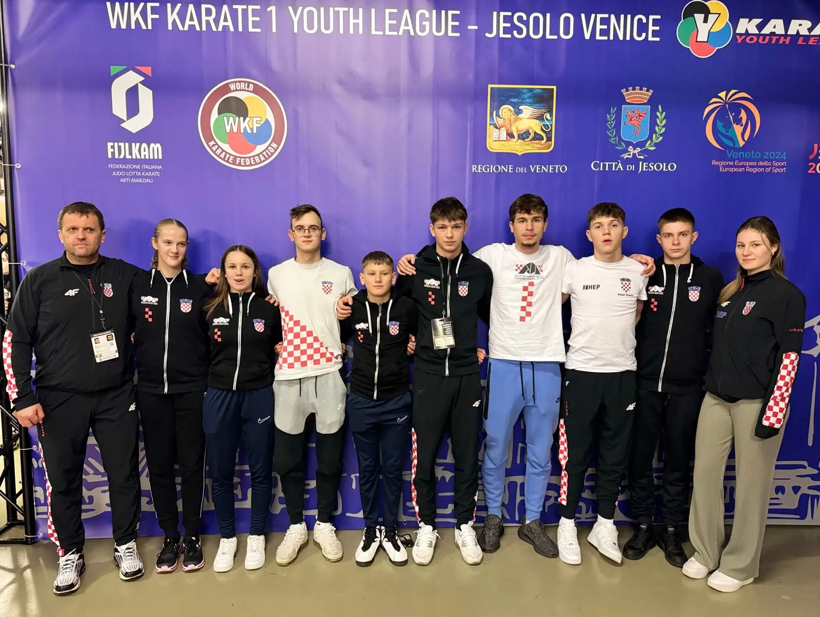 kk globus (6) kk globus (6)