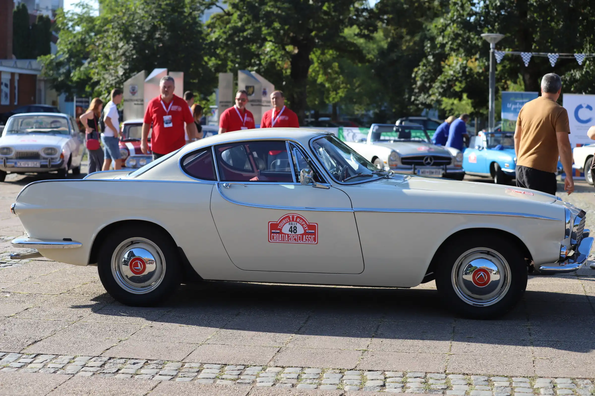 klasični automobili (10) klasični automobili (10)