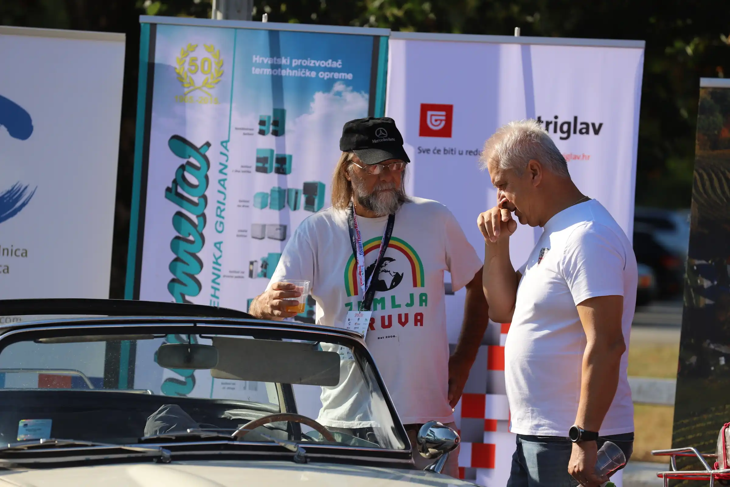 klasični automobili (16) klasični automobili (16)