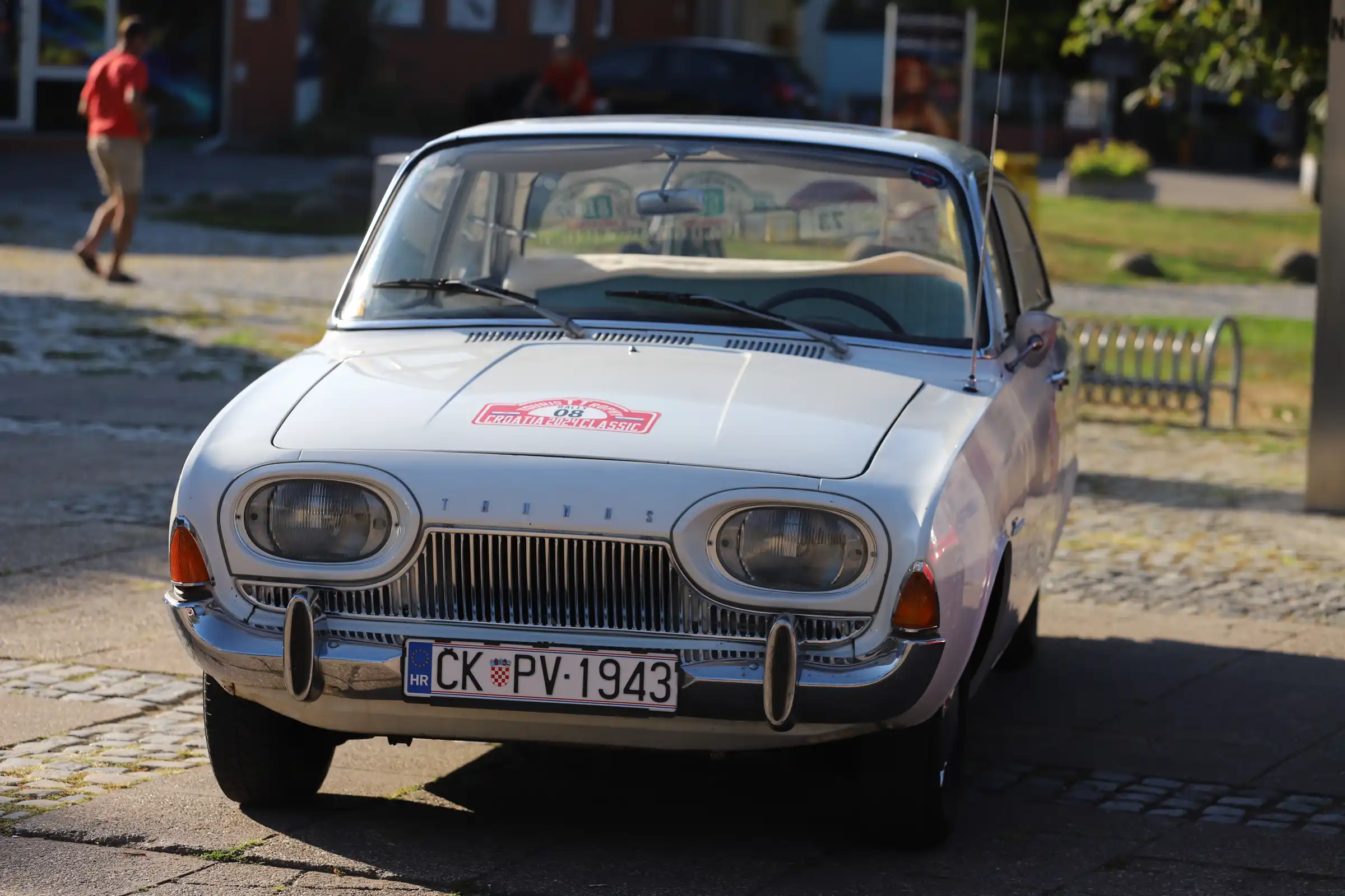 klasični automobili (26) klasični automobili (26)