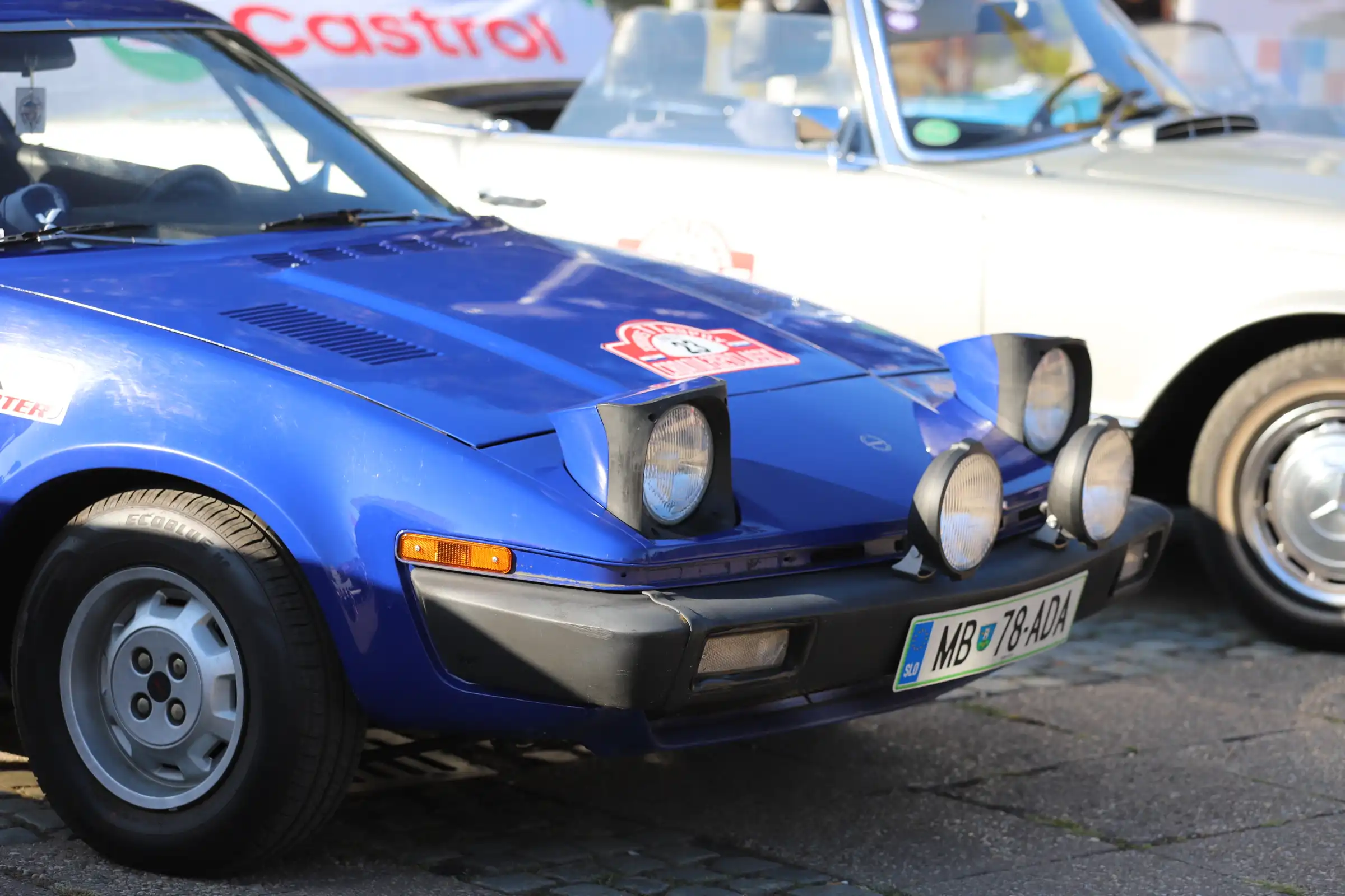 klasični automobili (28) klasični automobili (28)