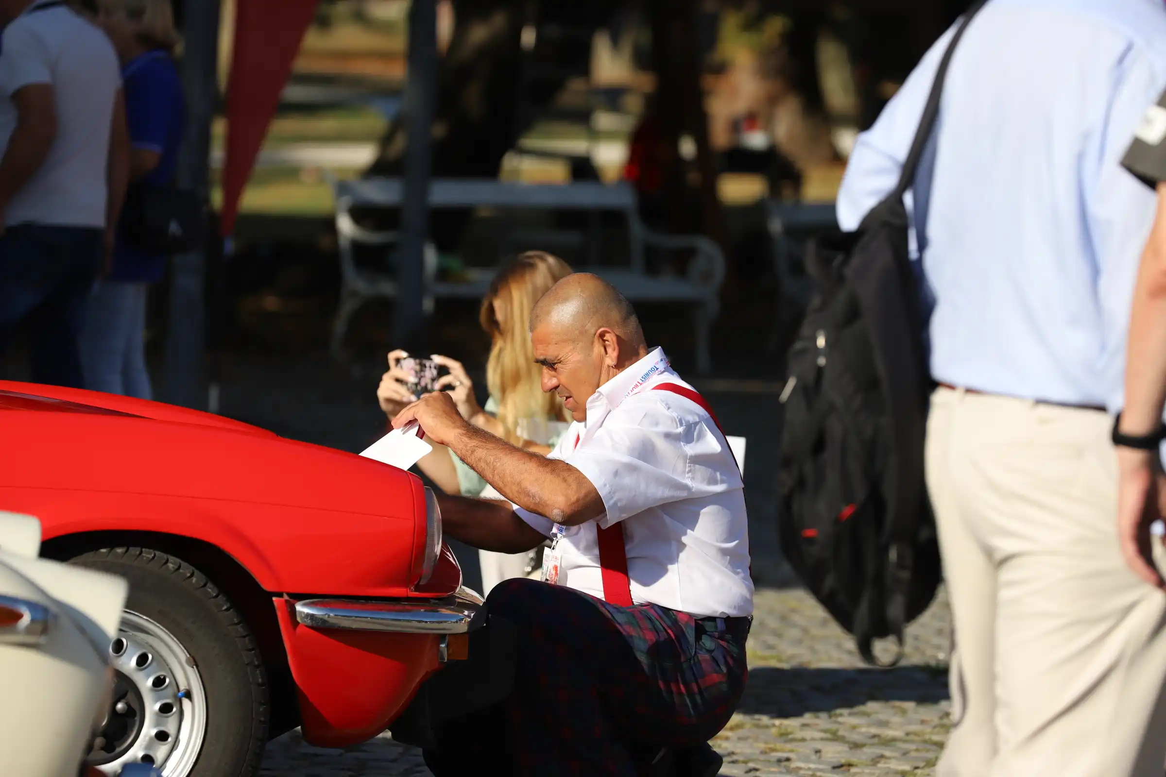 klasični automobili (30) klasični automobili (30)