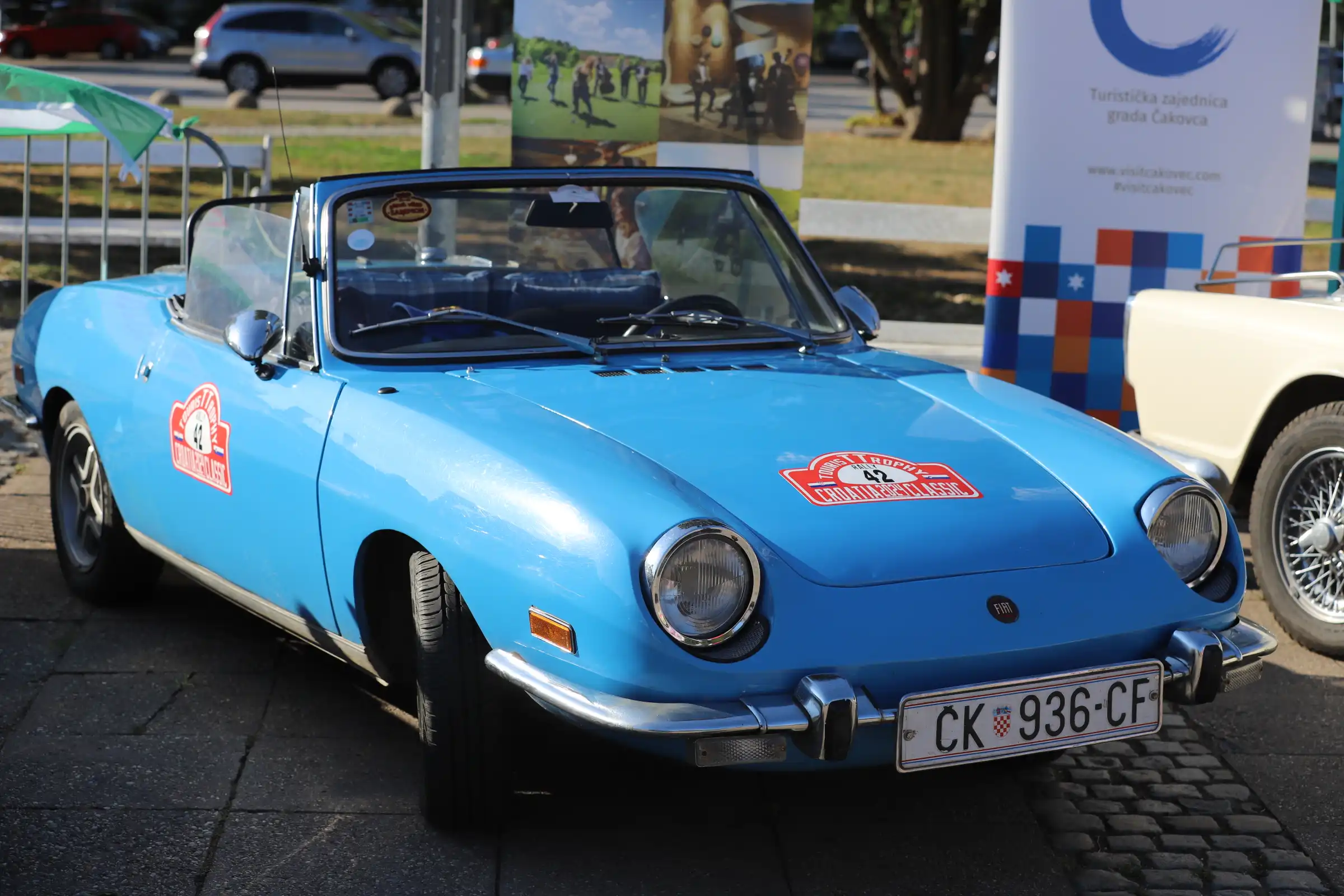 klasični automobili (32) klasični automobili (32)