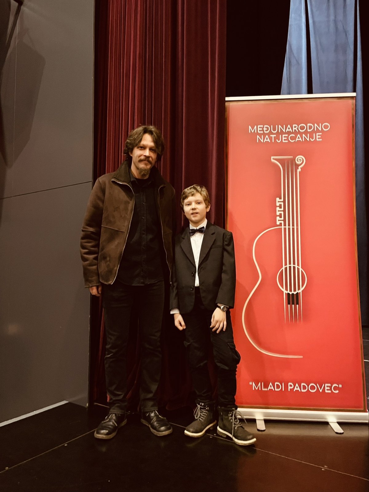 klavir i harmonika (10) klavir i harmonika (10)