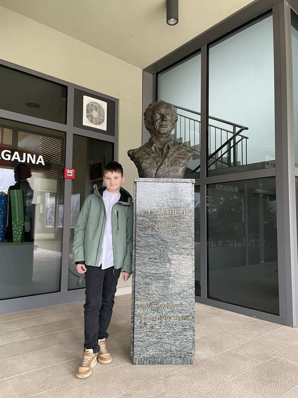 klavir i harmonika (6) klavir i harmonika (6)