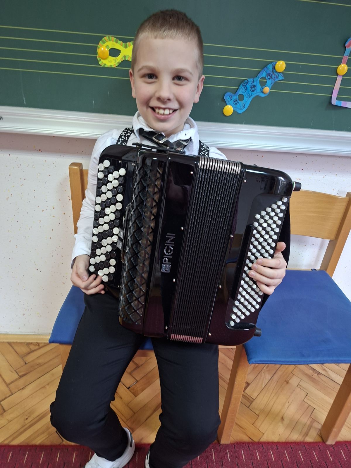 klavir i harmonika (8) klavir i harmonika (8)