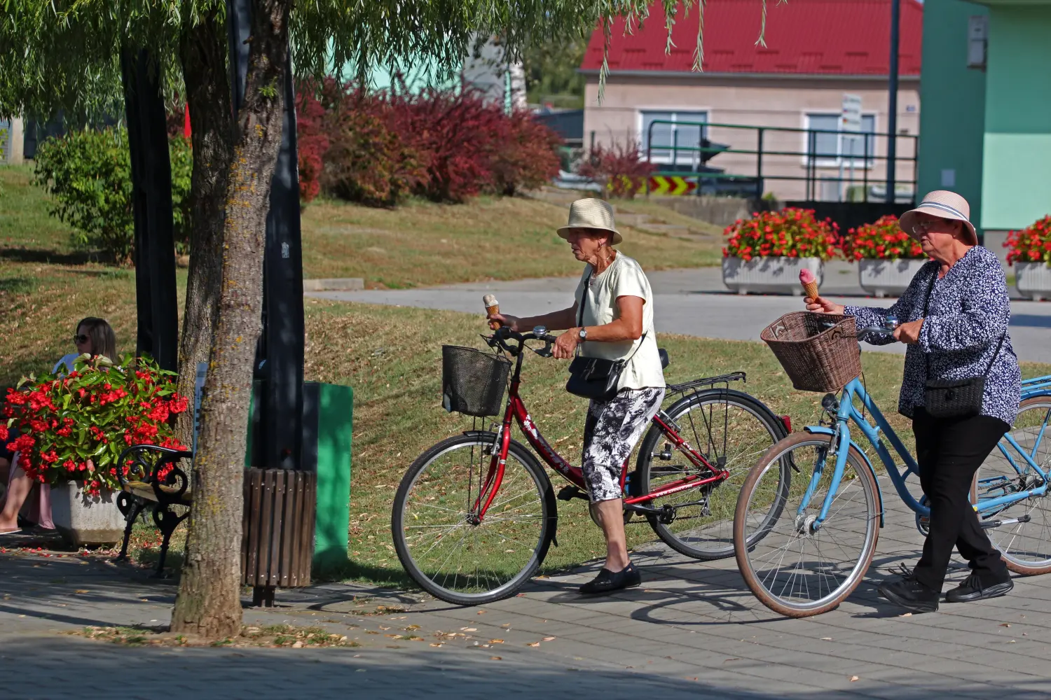 klikom uz muru 18.18 (15) klikom uz muru 18.18 (15)