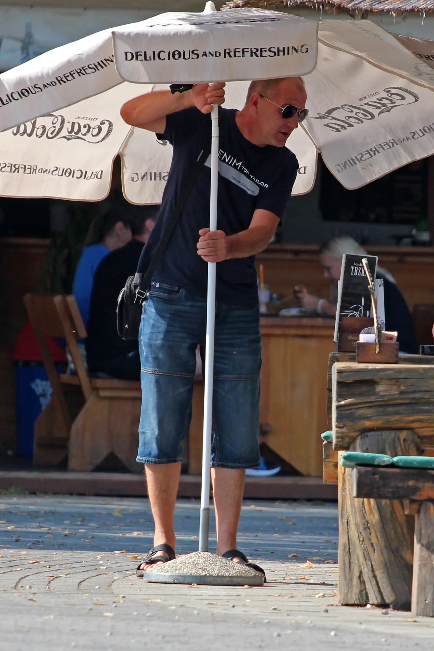 klikom uz muru 18.18 (16) klikom uz muru 18.18 (16)