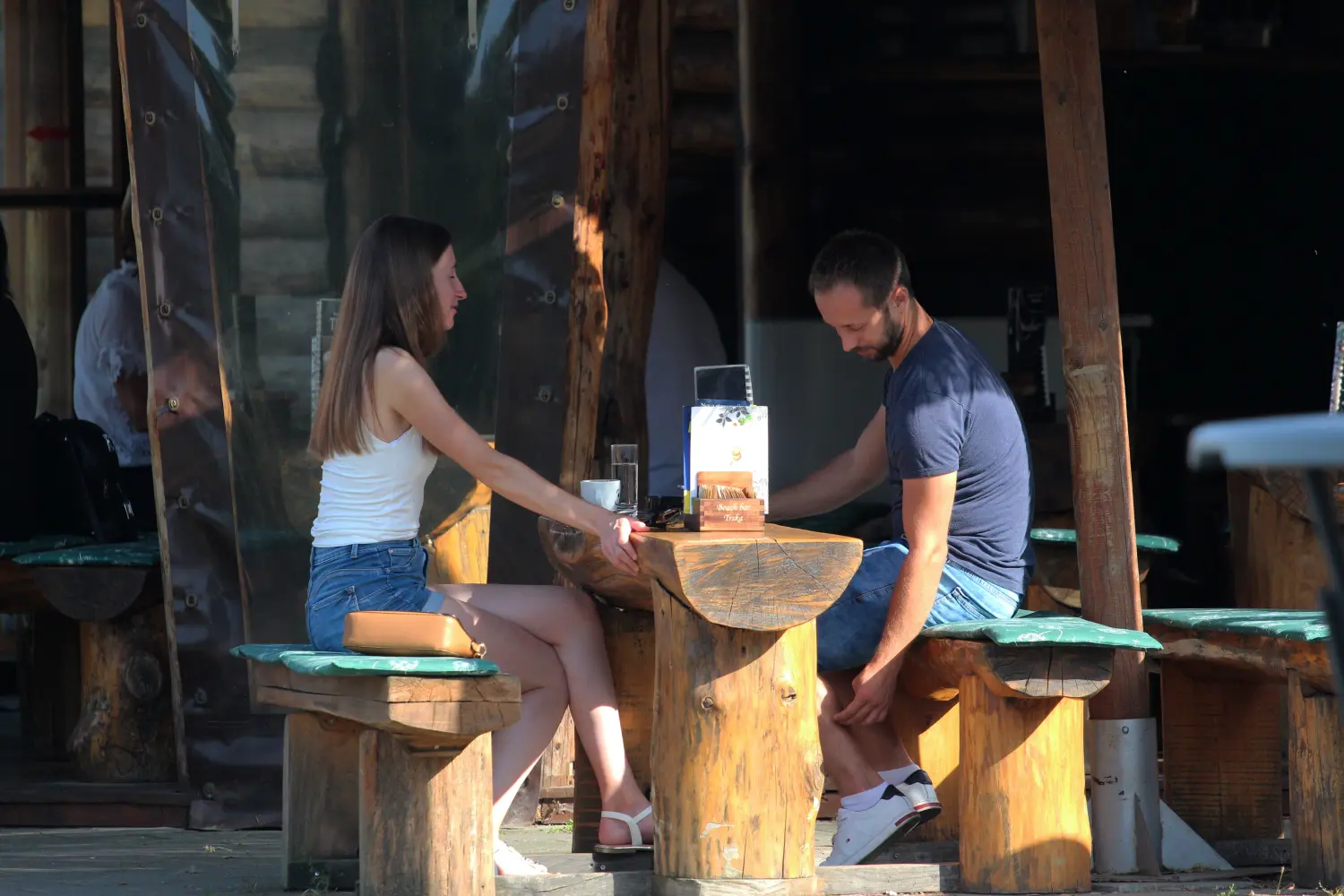 klikom uz muru 18.18 (23) klikom uz muru 18.18 (23)