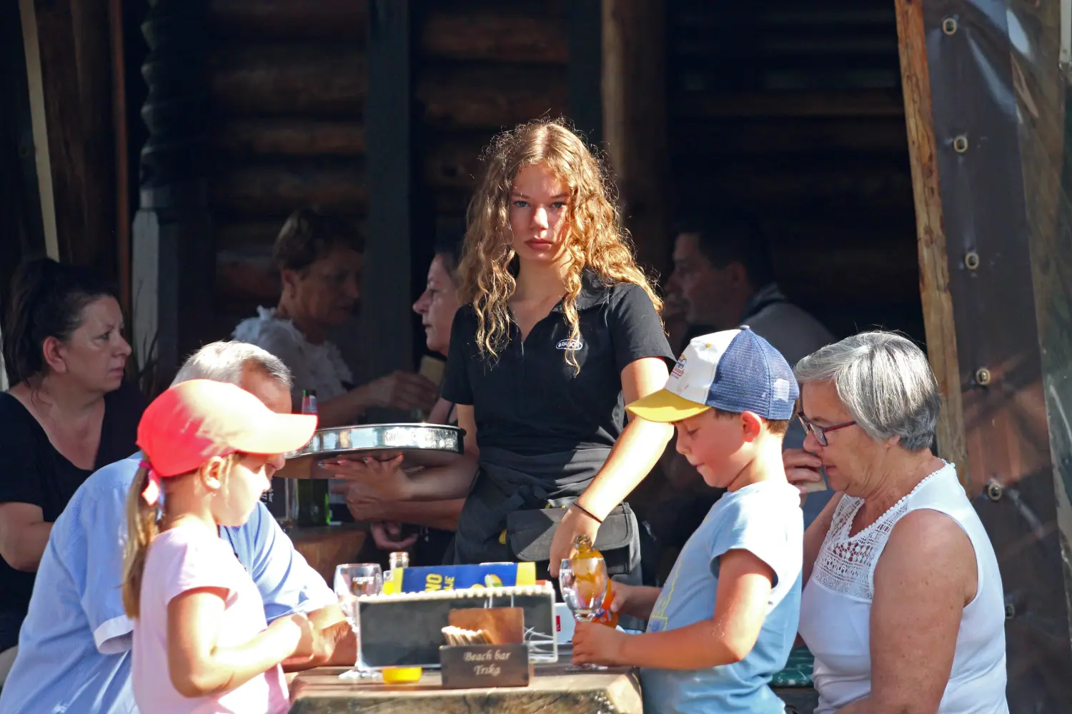 klikom uz muru 18.18 (4) klikom uz muru 18.18 (4)