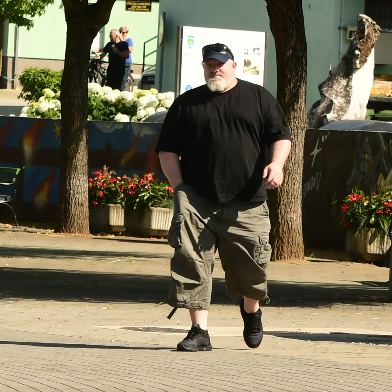 klikom uz muru 22.6.2025 (15) klikom uz muru 22.6.2025 (15)