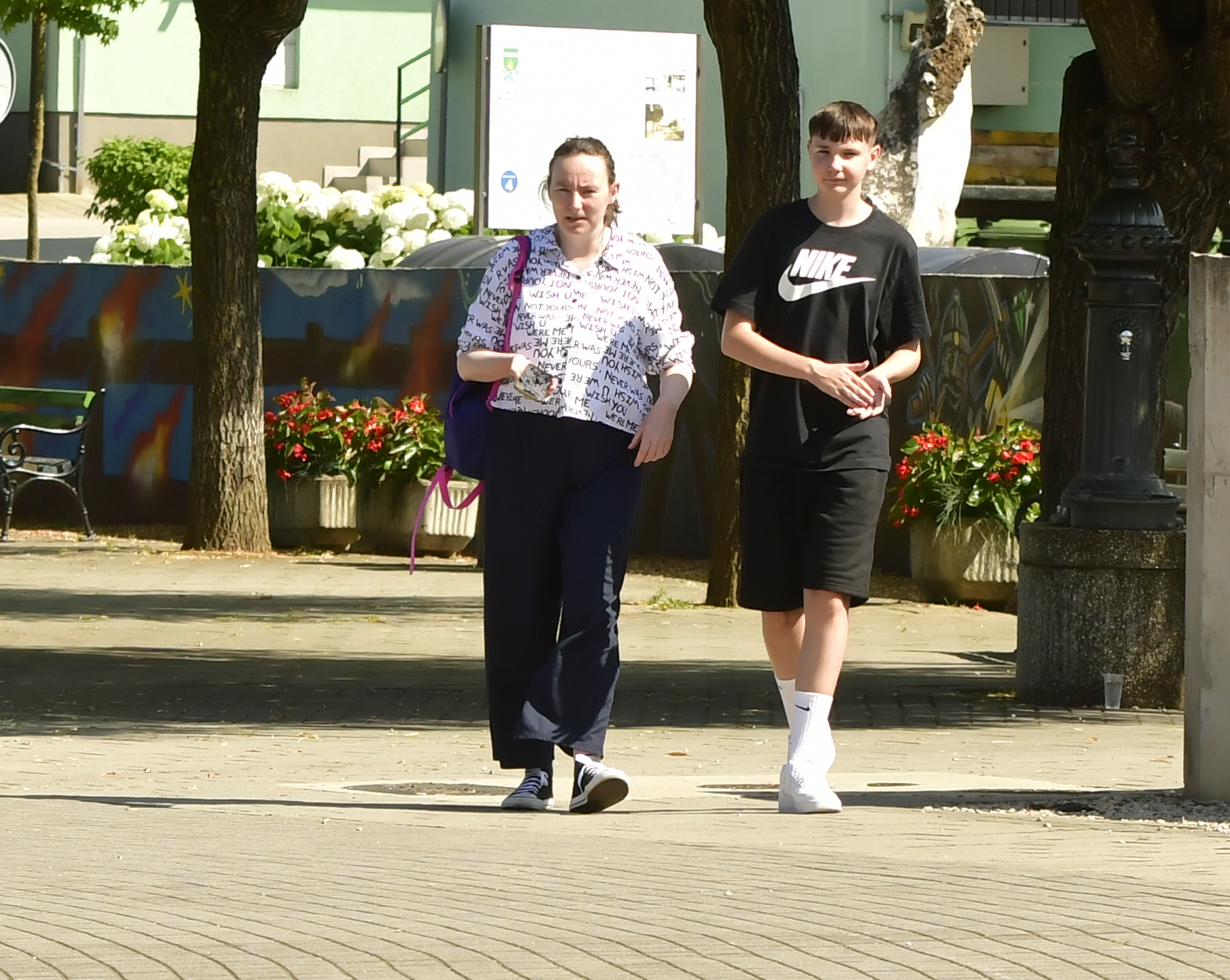 klikom uz muru 22.6.2025 (35) klikom uz muru 22.6.2025 (35)