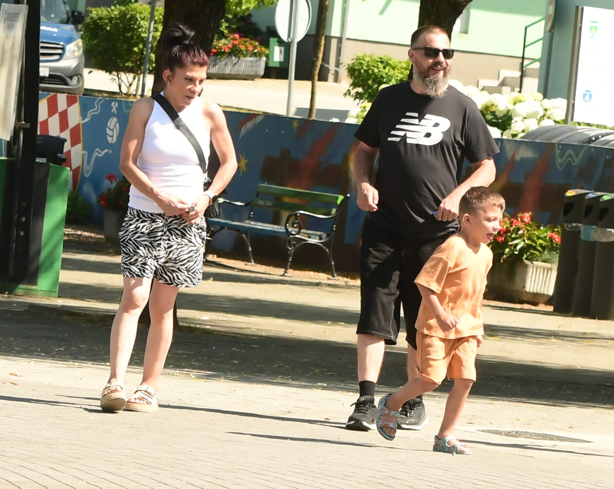 klikom uz muru 22.6.2025 (36) klikom uz muru 22.6.2025 (36)