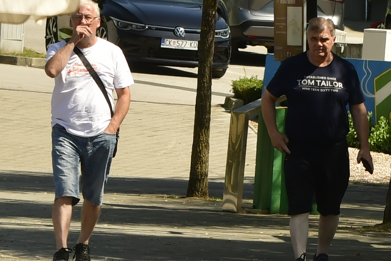 klikom uz muru 22.6.2025 (39) klikom uz muru 22.6.2025 (39)