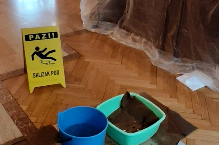 knjižnica krov 22