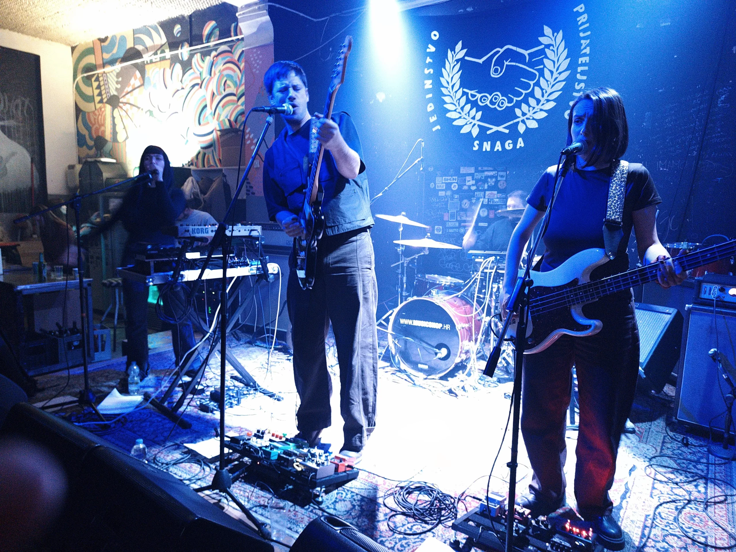 koikoi (18) koikoi (18)