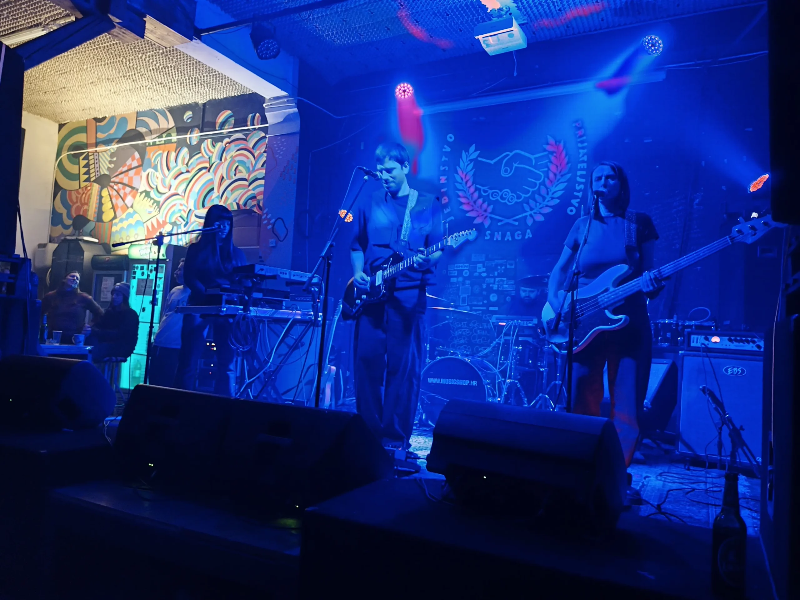 koikoi (21) koikoi (21)