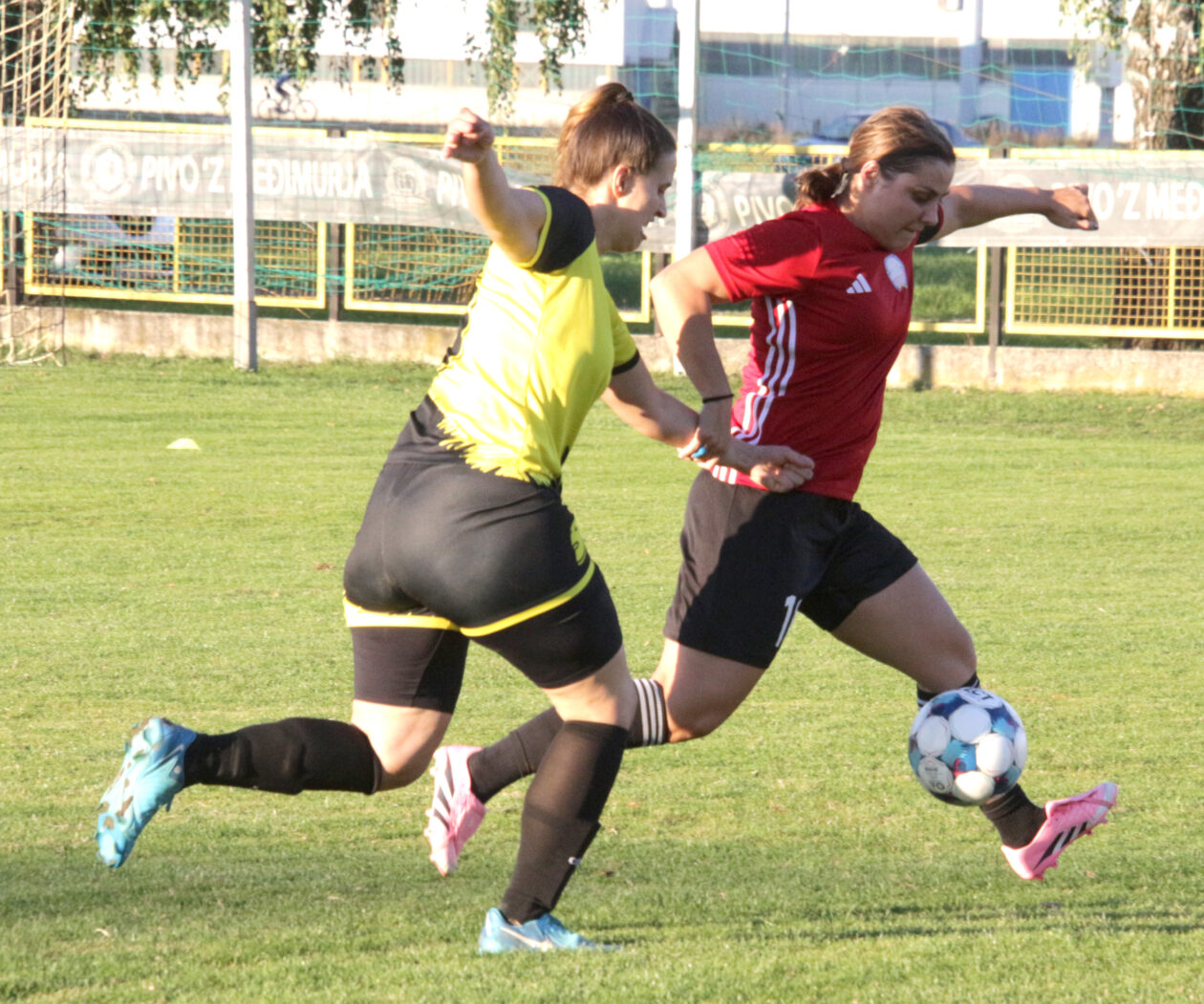 kolo žene,nogomet žene (2)