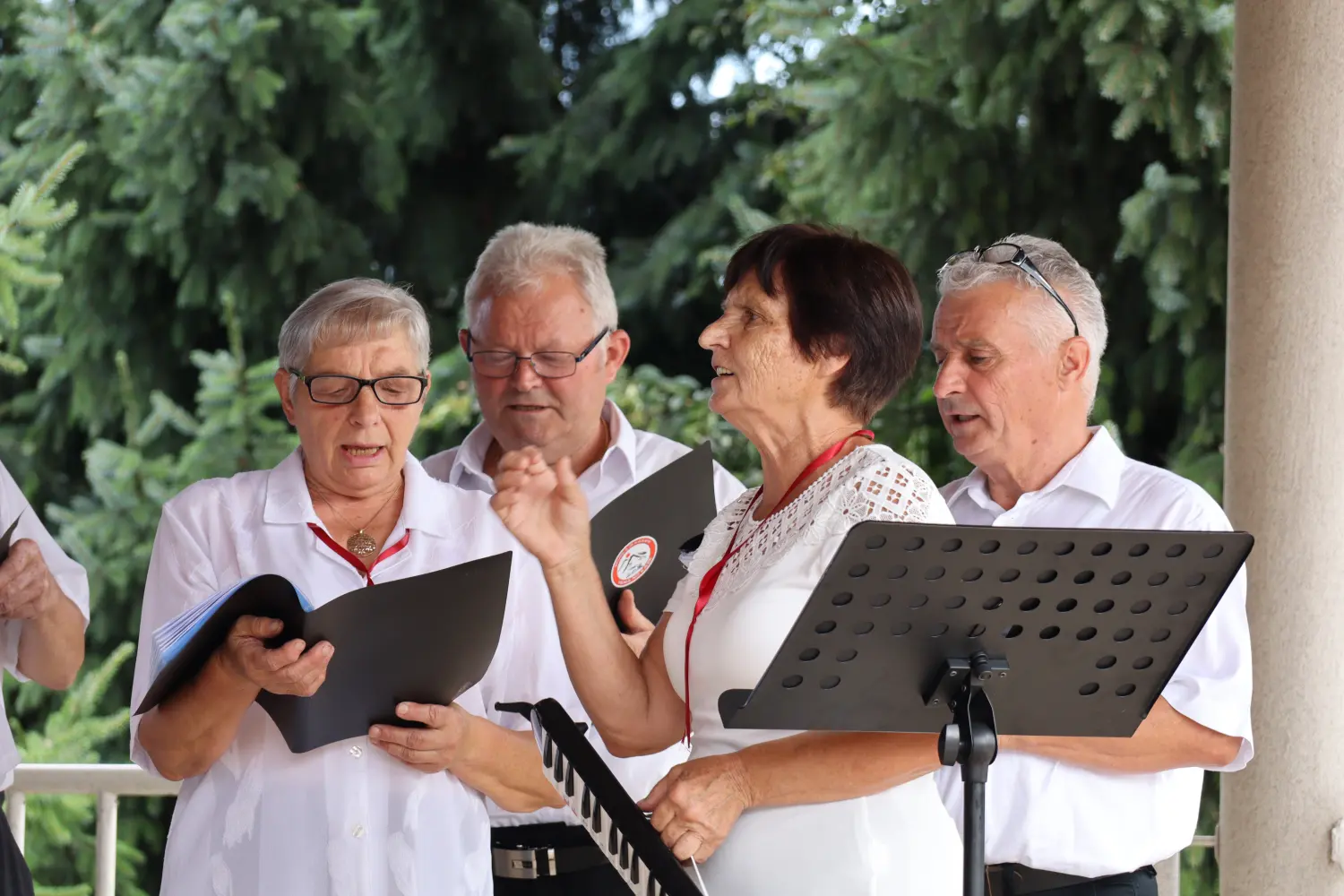 koncert u črnoj pešti udruga umirovljenika sveta marija (24)