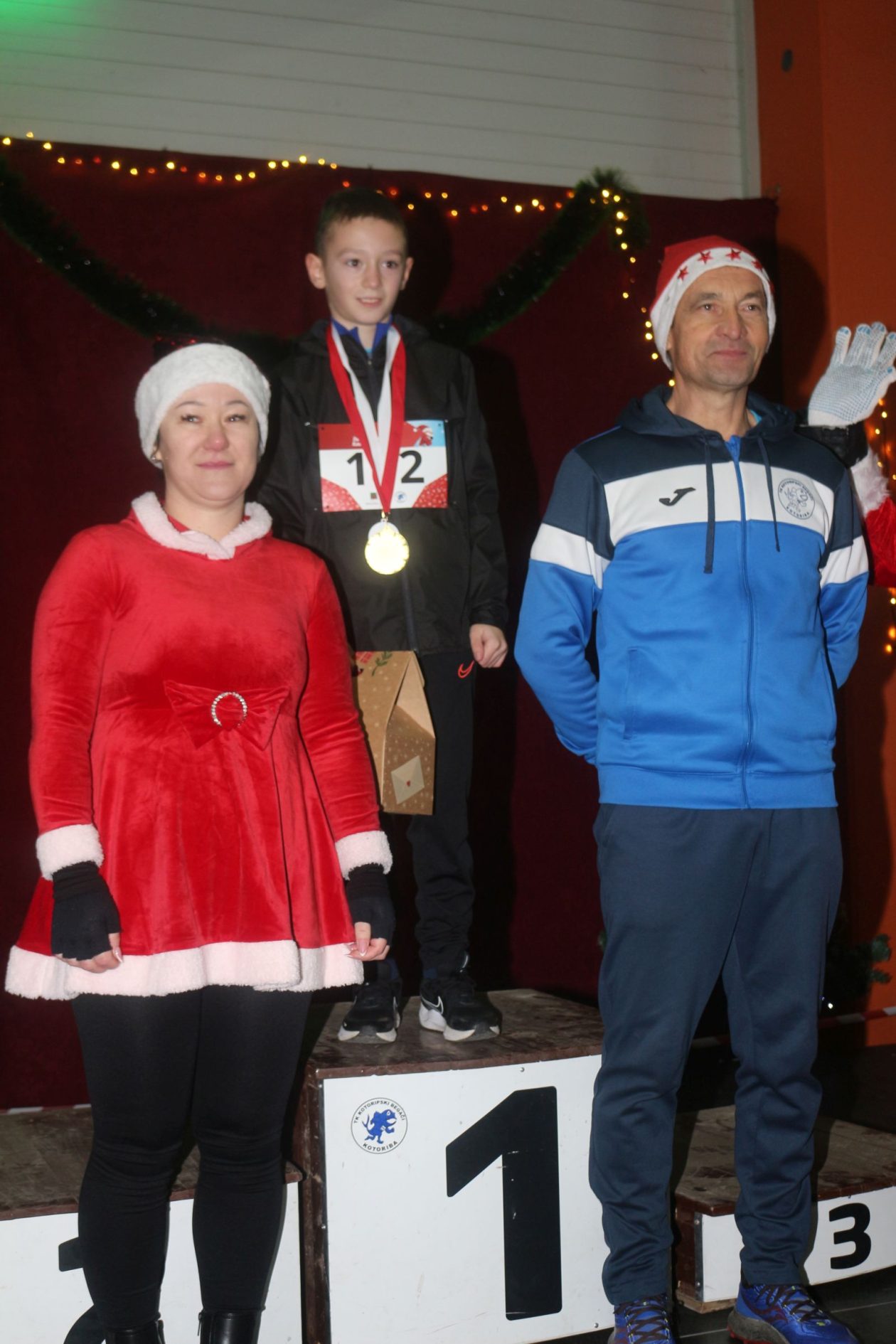 kotoripski begači božična utrka 2025 31