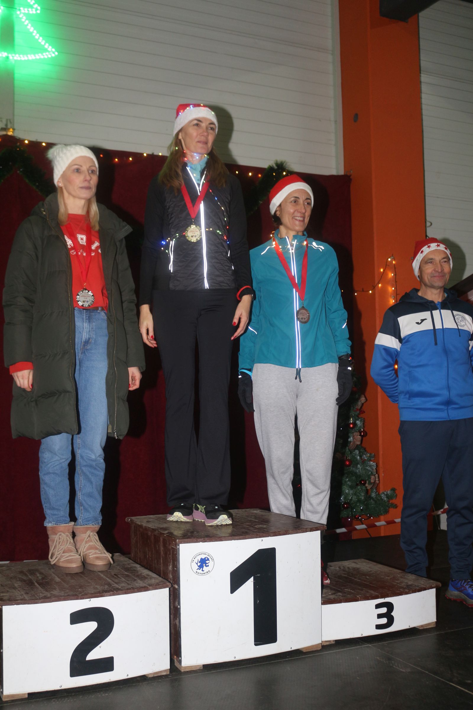 kotoripski begači božična utrka 2025 51