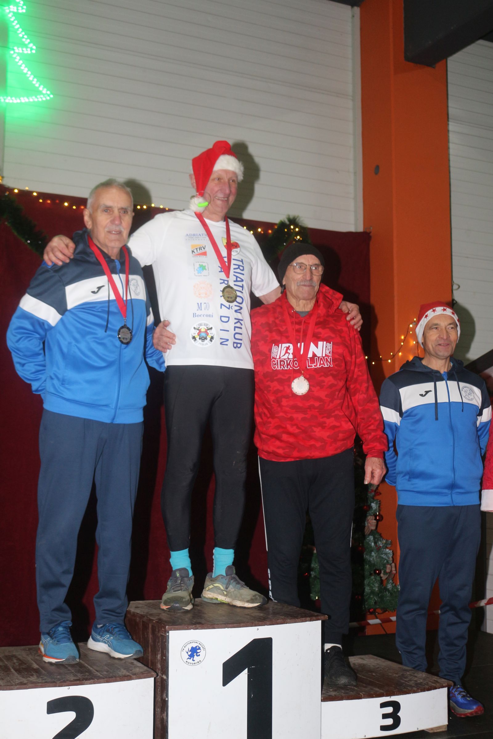 kotoripski begači božična utrka 2025 57