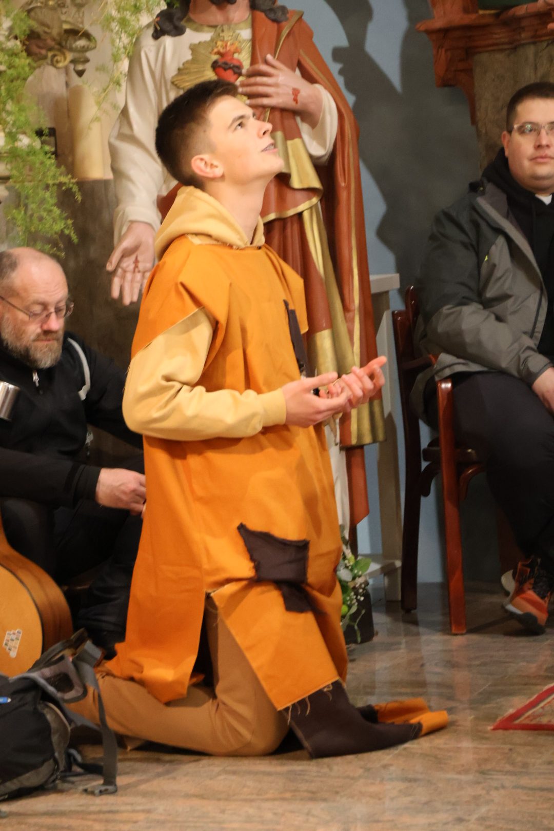 križni put mladih (1) križni put mladih (1)