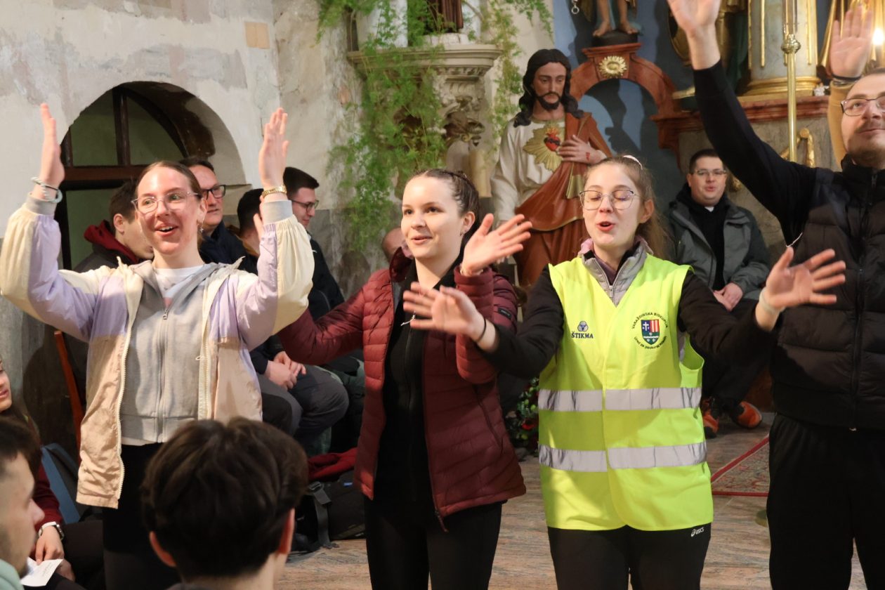 križni put mladih (13) križni put mladih (13)