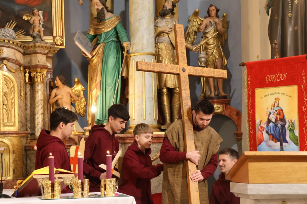 križni put mladih (5) križni put mladih (5)